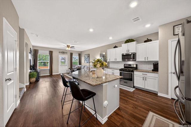 630 Cheeked Pintail, San Antonio, TX 78253