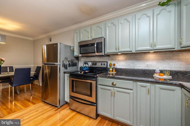 1530 MANTON ST, Philadelphia, PA 19146