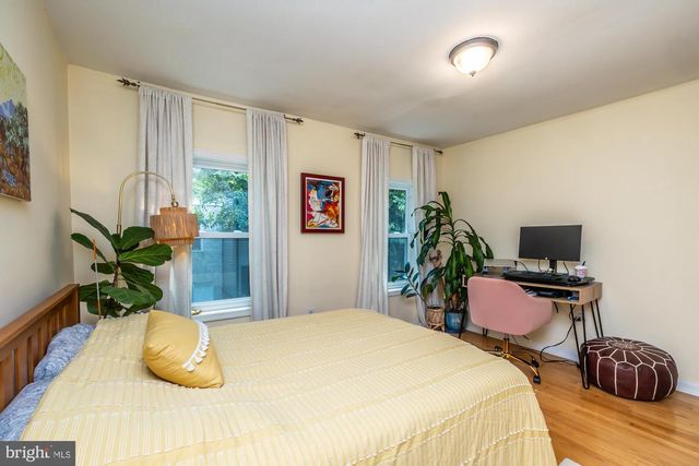 1530 MANTON ST, Philadelphia, PA 19146