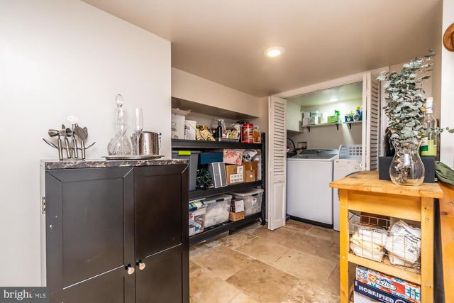 1530 MANTON ST, Philadelphia, PA 19146