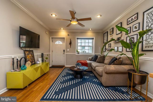 1530 MANTON ST, Philadelphia, PA 19146