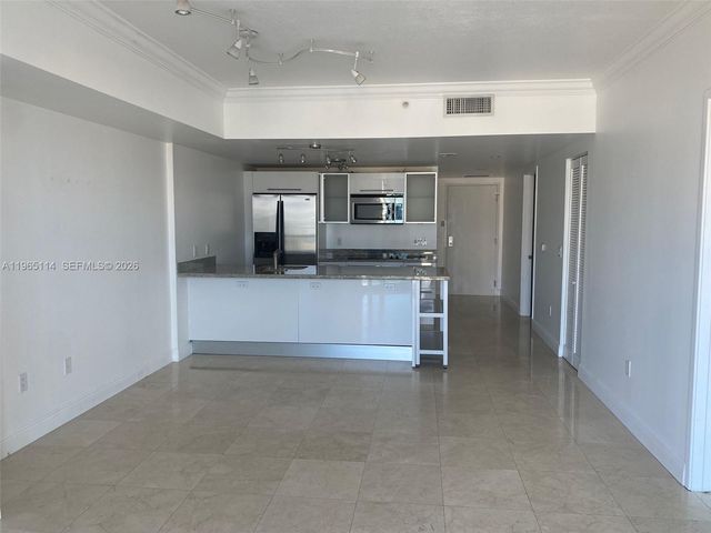 185 SW 7th St 1705, Miami, FL 33130