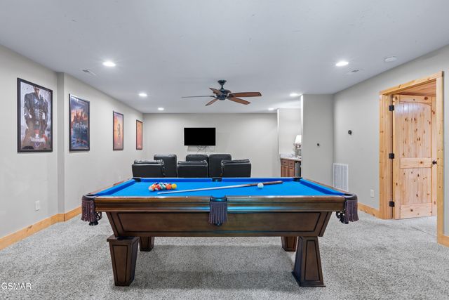 542 Johnson Lane, Gatlinburg, TN 37738