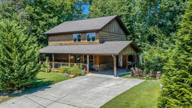 542 Johnson Lane, Gatlinburg, TN 37738