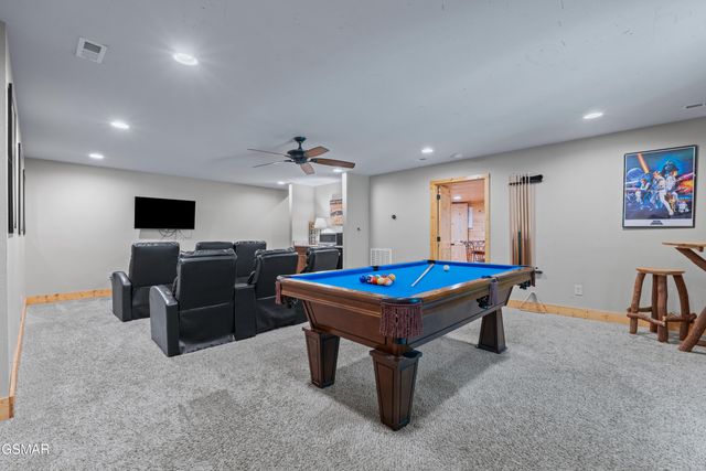 542 Johnson Lane, Gatlinburg, TN 37738