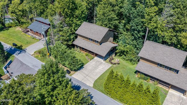 542 Johnson Lane, Gatlinburg, TN 37738