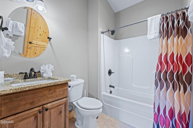 542 Johnson Lane, Gatlinburg, TN 37738