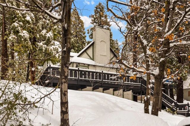 137 John Muir, Lake Arrowhead, CA 92352