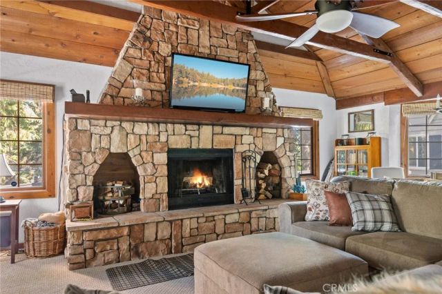 137 John Muir, Lake Arrowhead, CA 92352