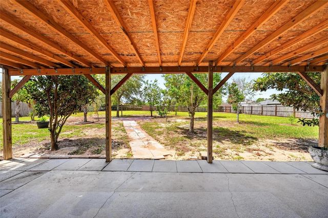 537 HATCHWOOD DRIVE, Haines City, FL 33844