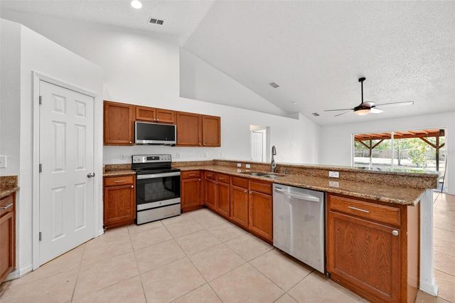 537 HATCHWOOD DRIVE, Haines City, FL 33844