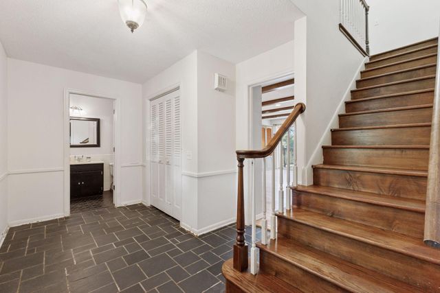 485 Vixen Road, Medina, MN 55391