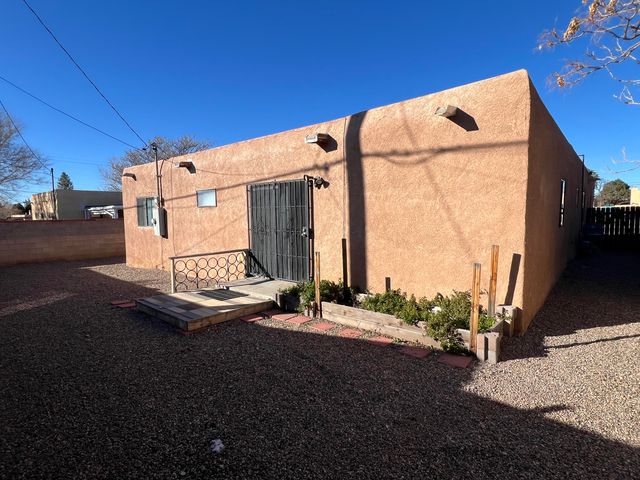 8902 Aztec Road NE, Albuquerque, NM 87111