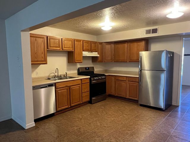 8902 Aztec Road NE, Albuquerque, NM 87111