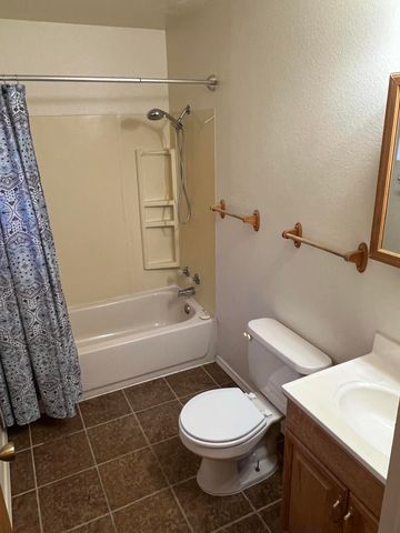 8902 Aztec Road NE, Albuquerque, NM 87111