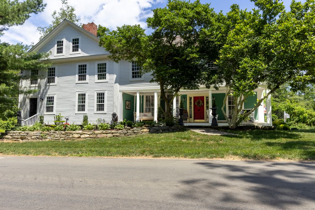 4 Perrin Road, Woodstock, CT 06281