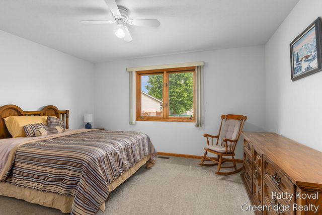 447 Falcon Drive, Wayland, MI 49348