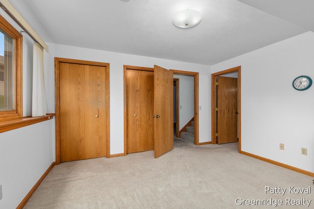 447 Falcon Drive, Wayland, MI 49348