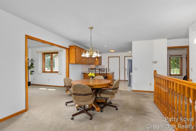 447 Falcon Drive, Wayland, MI 49348