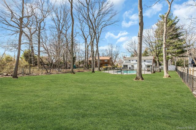 132 Washington Avenue, Plainview, NY 11803