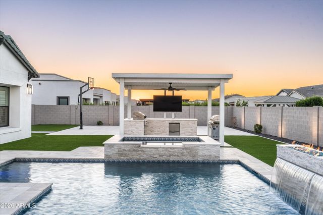 20756 E INDIANA Avenue, Queen Creek, AZ 85142