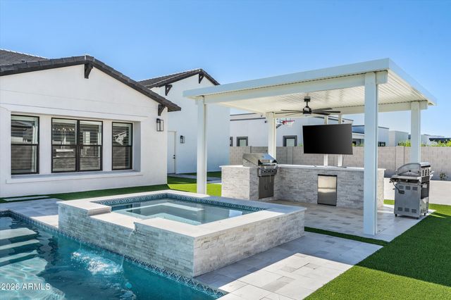 20756 E INDIANA Avenue, Queen Creek, AZ 85142