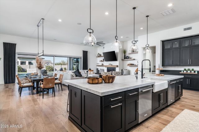 20756 E INDIANA Avenue, Queen Creek, AZ 85142