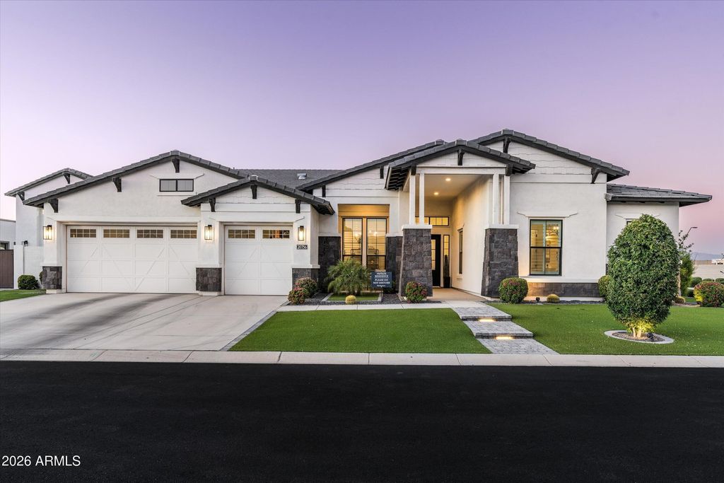 20756 E INDIANA Avenue, Queen Creek, AZ 85142