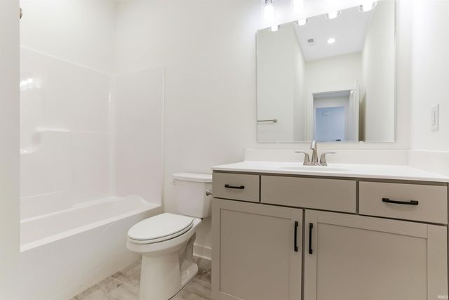 3091 Dowgate Drive, Newburgh, IN 47630