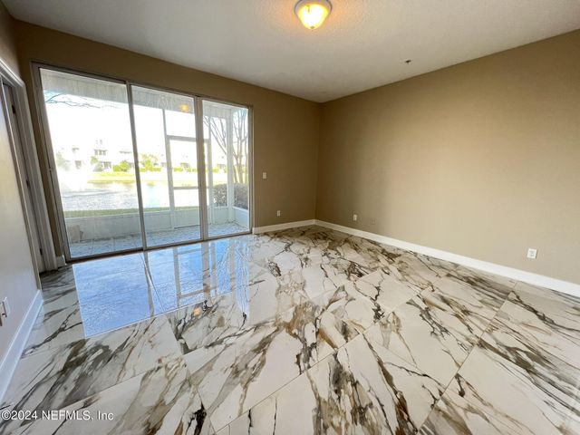 4462 ELLIPSE Drive, Jacksonville, FL 32246