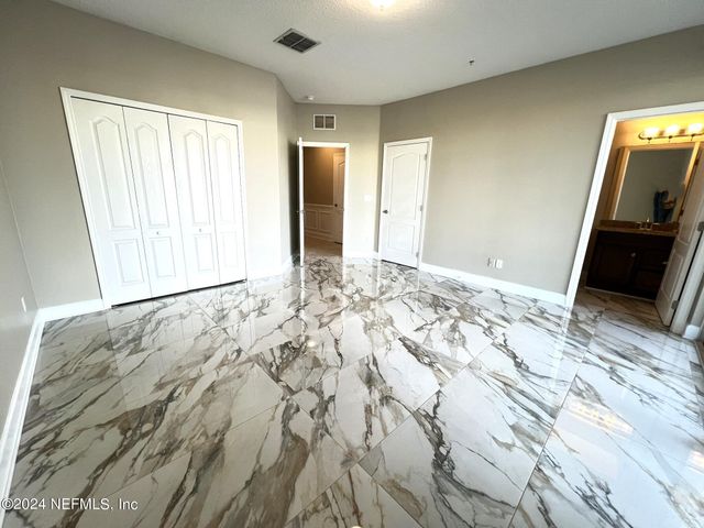 4462 ELLIPSE Drive, Jacksonville, FL 32246