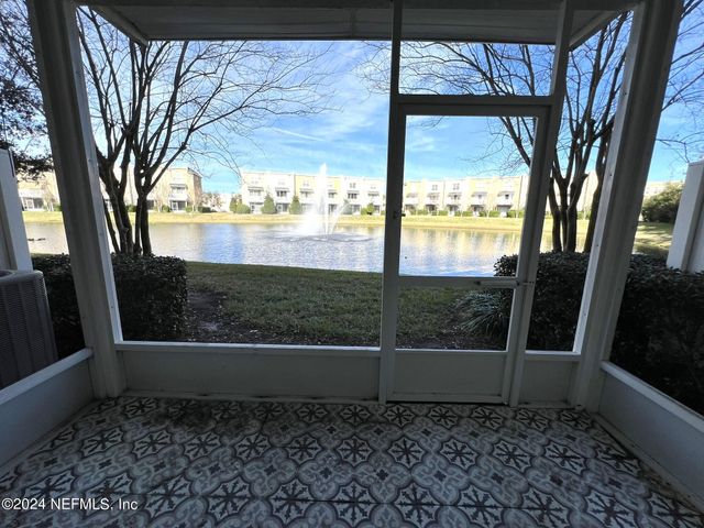 4462 ELLIPSE Drive, Jacksonville, FL 32246