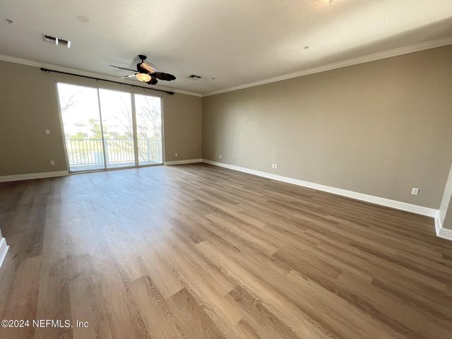 4462 ELLIPSE Drive, Jacksonville, FL 32246