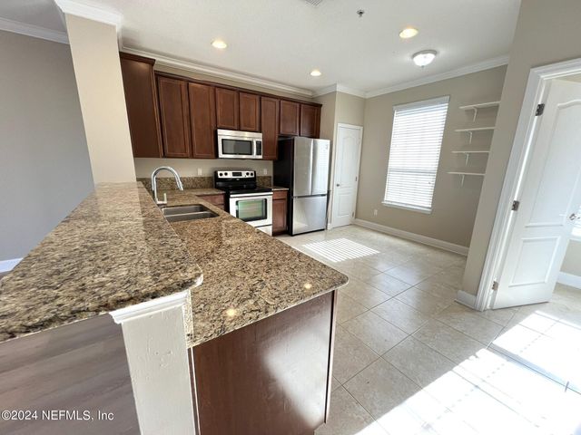 4462 ELLIPSE Drive, Jacksonville, FL 32246