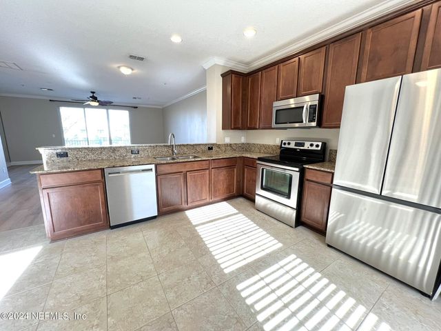 4462 ELLIPSE Drive, Jacksonville, FL 32246