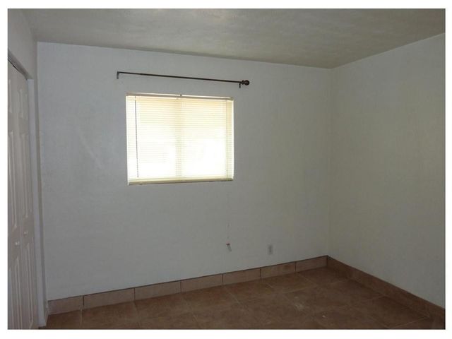 3027 W San Miguel Avenue, Phoenix, AZ 85017