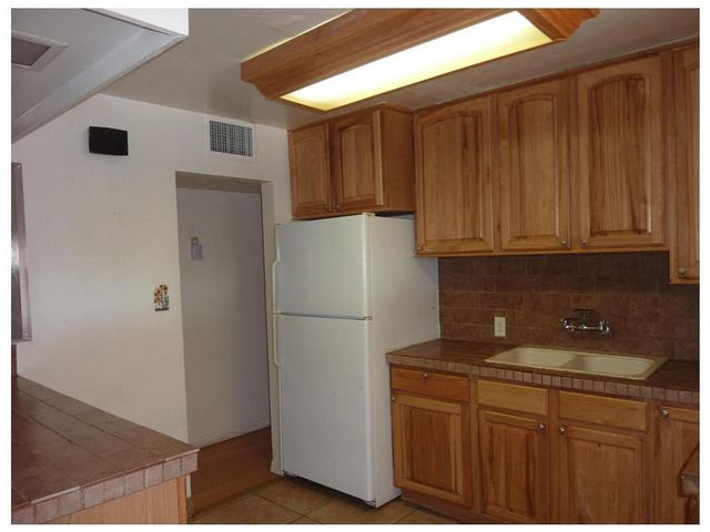 3027 W San Miguel Avenue, Phoenix, AZ 85017
