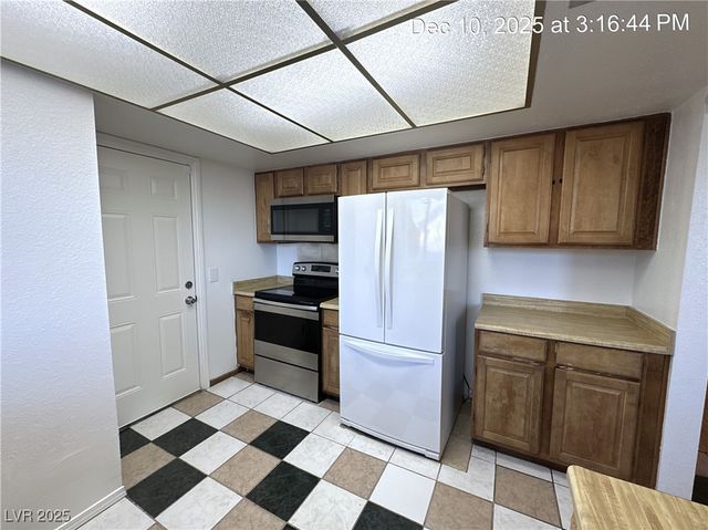 4680 Gatos Court, Las Vegas, NV 89120