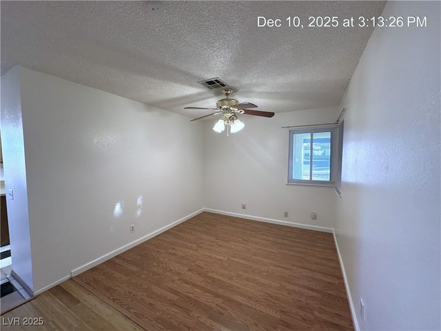 4680 Gatos Court, Las Vegas, NV 89120