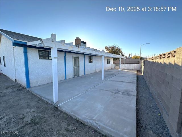 4680 Gatos Court, Las Vegas, NV 89120