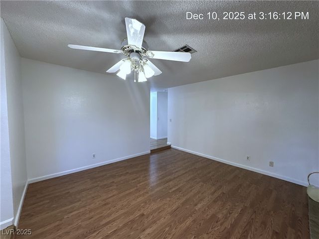 4680 Gatos Court, Las Vegas, NV 89120