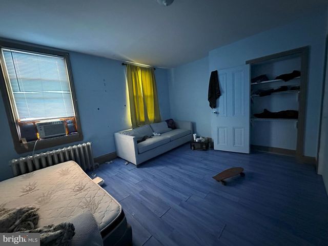 536 SNYDER AVE, Philadelphia, PA 19148