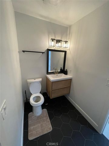 3416 11th, Los Angeles, CA 90018