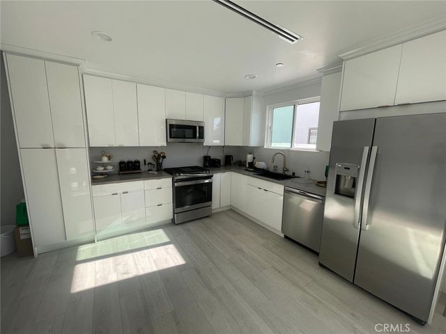 3416 11th, Los Angeles, CA 90018