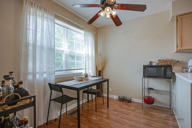 1401 Orleans Drive 1401, Mundelein, IL 60060
