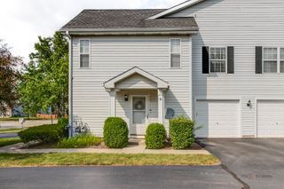 1401 Orleans Drive 1401, Mundelein, IL 60060