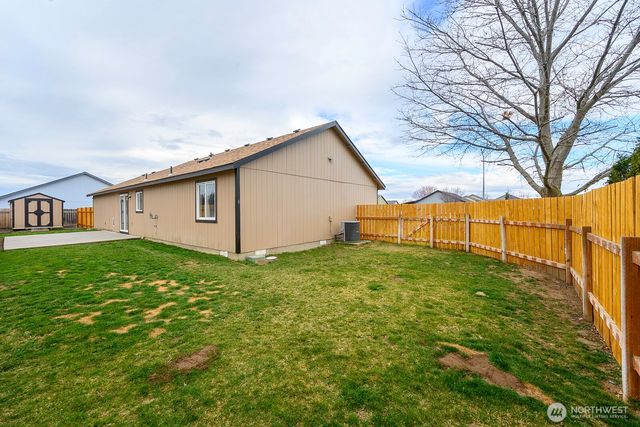 1401 S Hamilton Road, Moses Lake, WA 98837