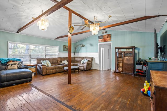 1641 Ben Davis Drive, Garland, TX 75040