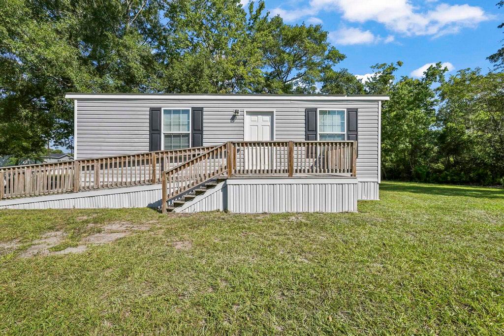 7579 Lacy Dr., Myrtle Beach, SC 29588
