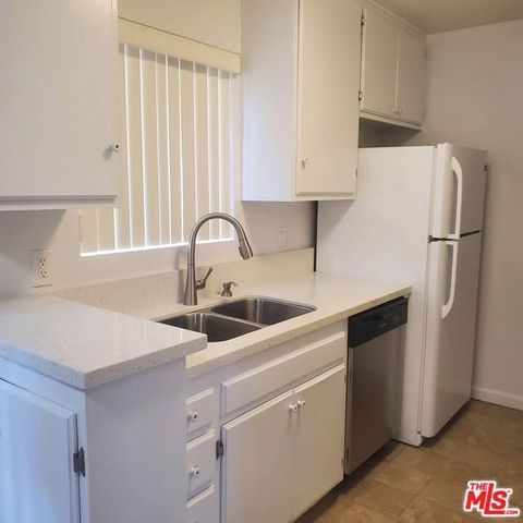 3953 Frances Avenue Avenue 4, Los Angeles, CA 90066